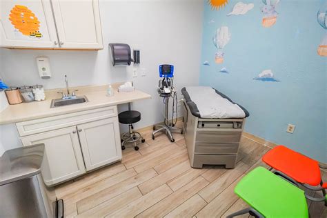 pediatrician near me|pediatrician offices near me.